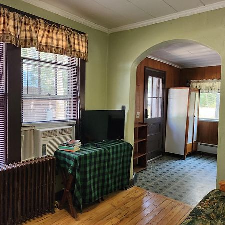 Moreno'S Adirondack Cabins Saranac Lake Zewnętrze zdjęcie