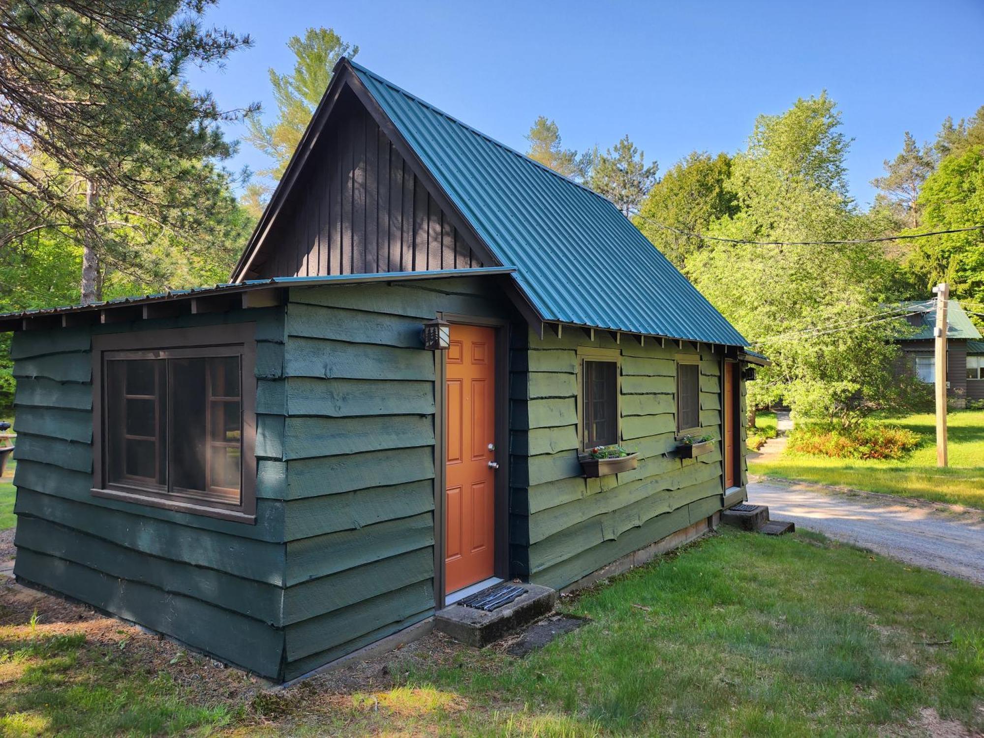 Moreno'S Adirondack Cabins Saranac Lake Zewnętrze zdjęcie