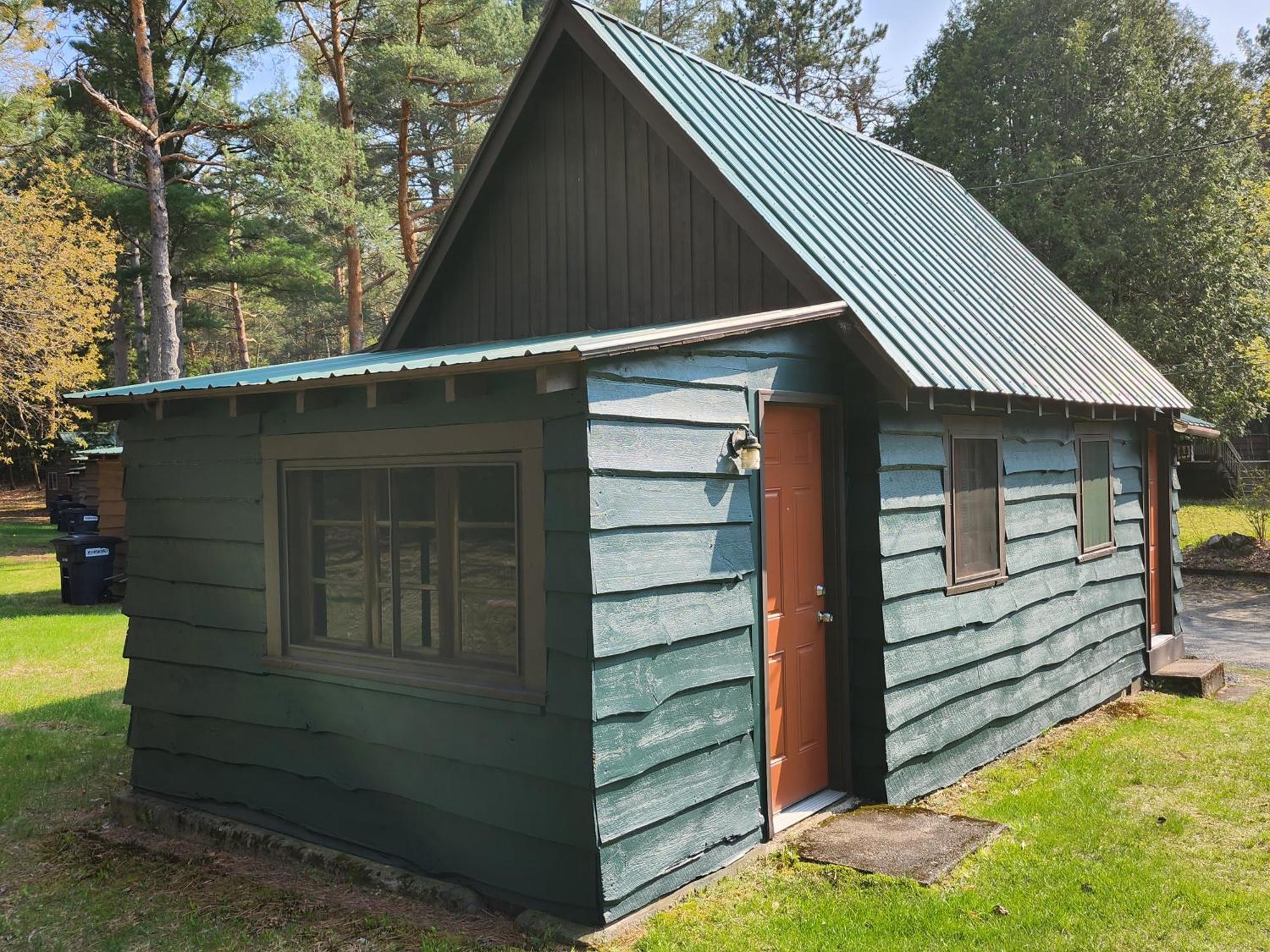 Moreno'S Adirondack Cabins Saranac Lake Zewnętrze zdjęcie