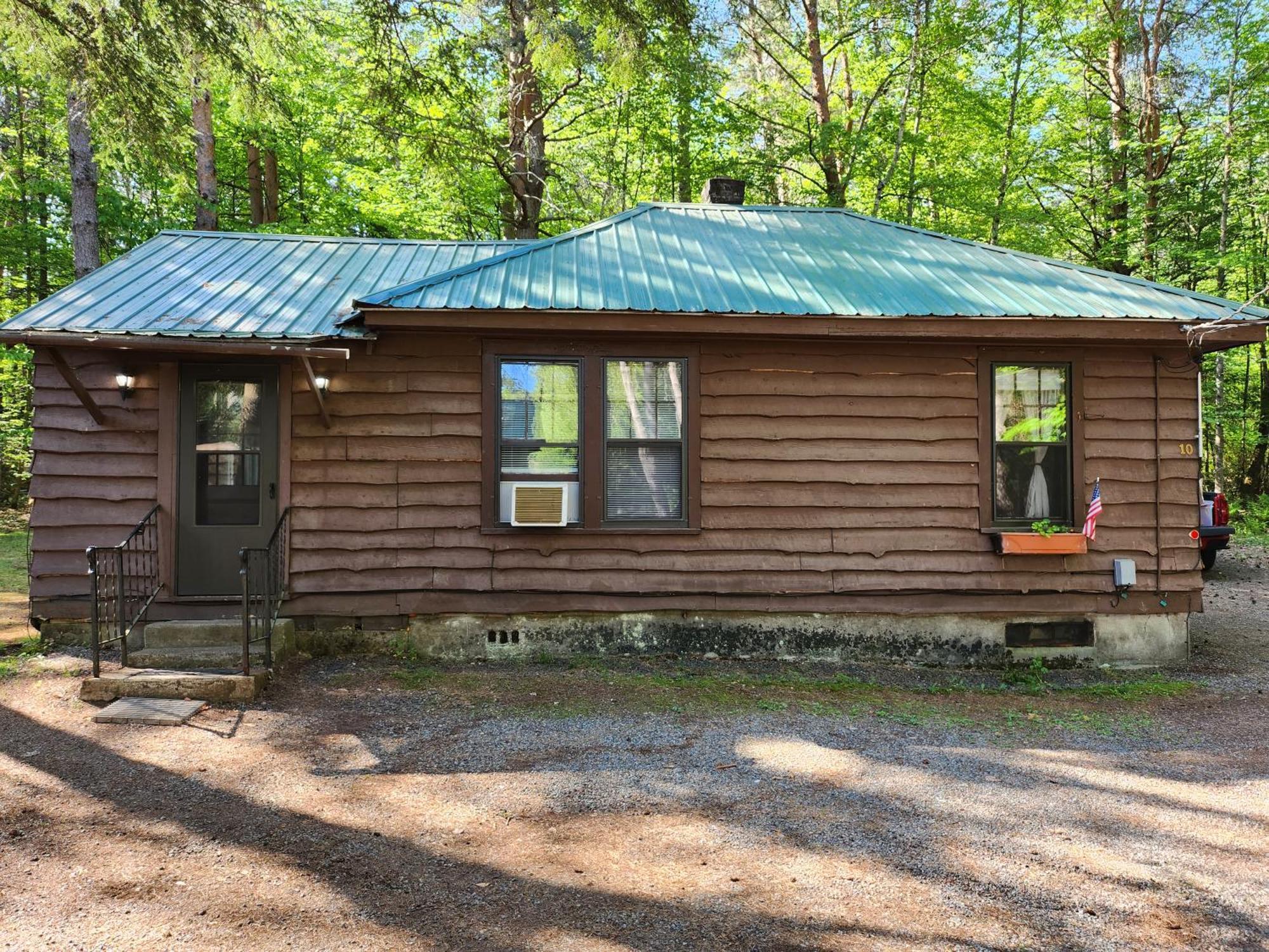 Moreno'S Adirondack Cabins Saranac Lake Zewnętrze zdjęcie