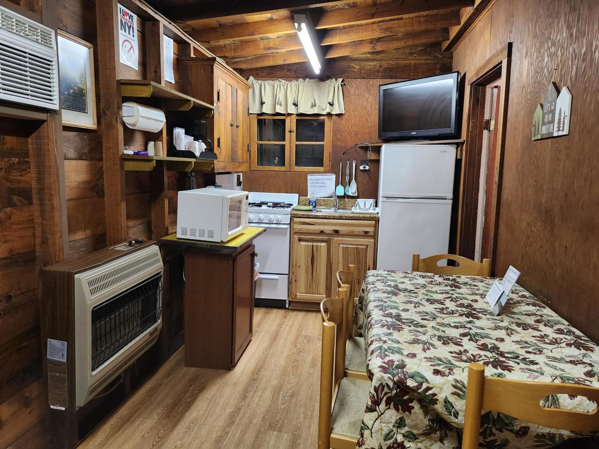 Moreno'S Adirondack Cabins Saranac Lake Zewnętrze zdjęcie