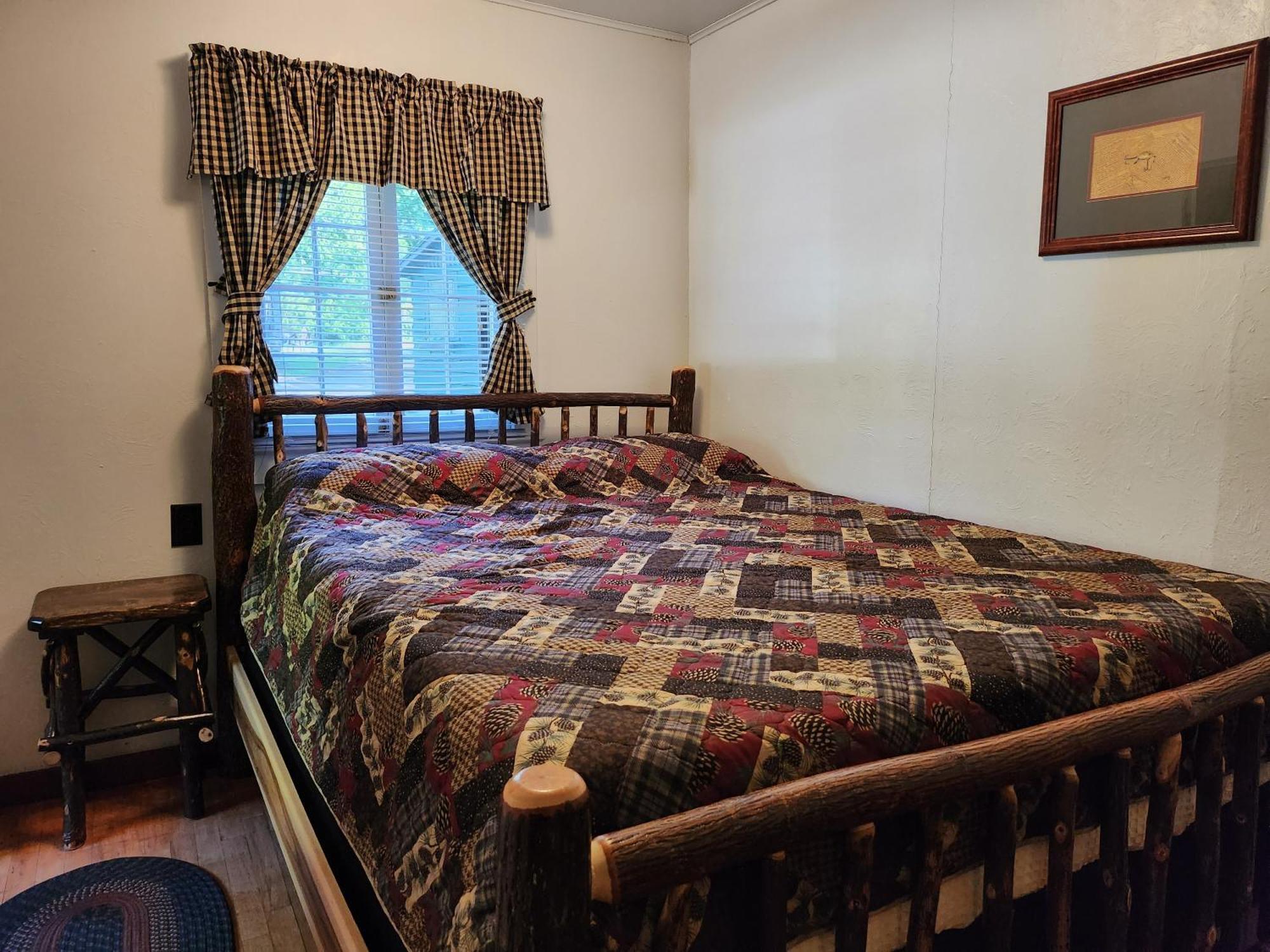 Moreno'S Adirondack Cabins Saranac Lake Zewnętrze zdjęcie