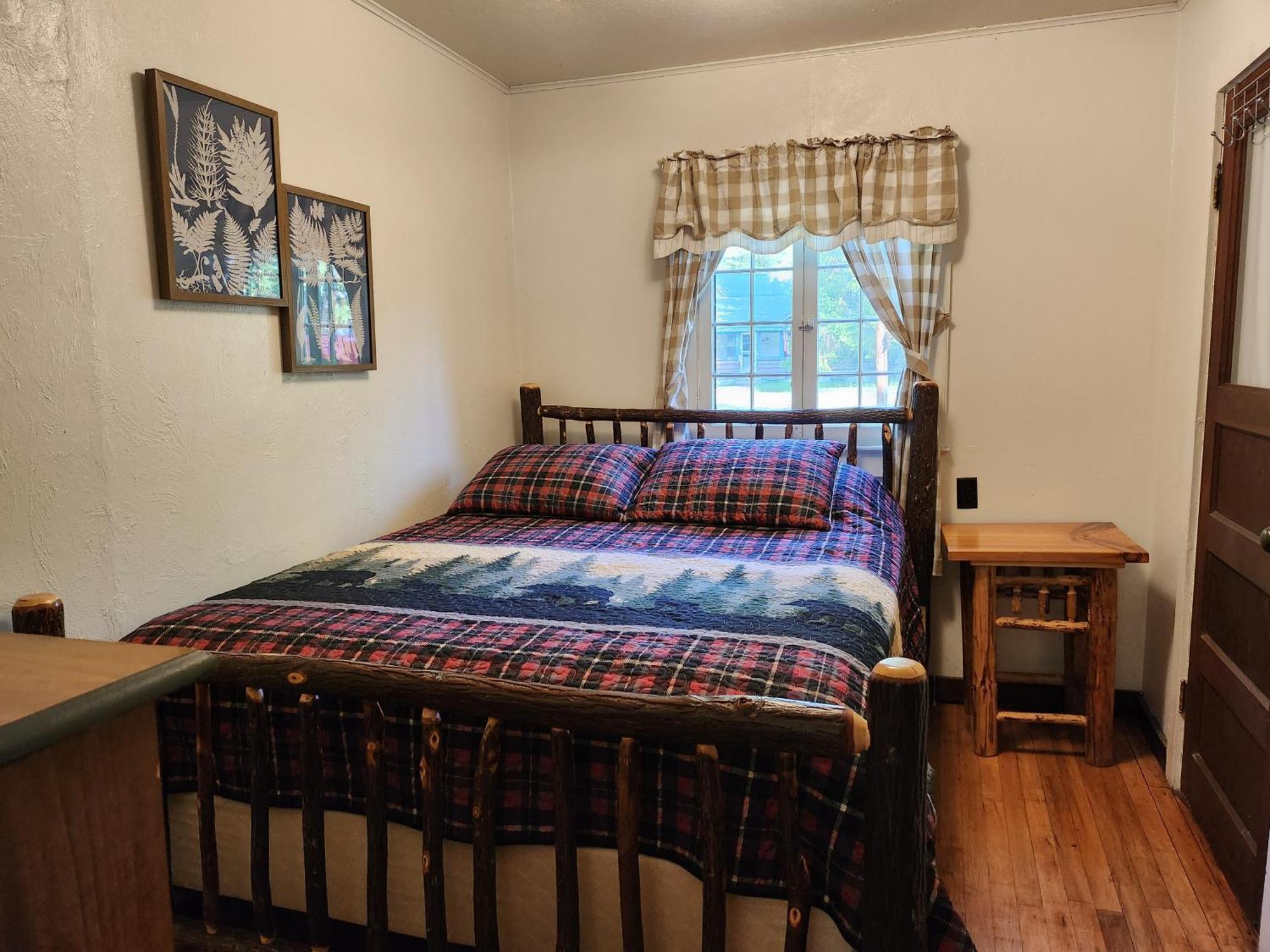 Moreno'S Adirondack Cabins Saranac Lake Zewnętrze zdjęcie